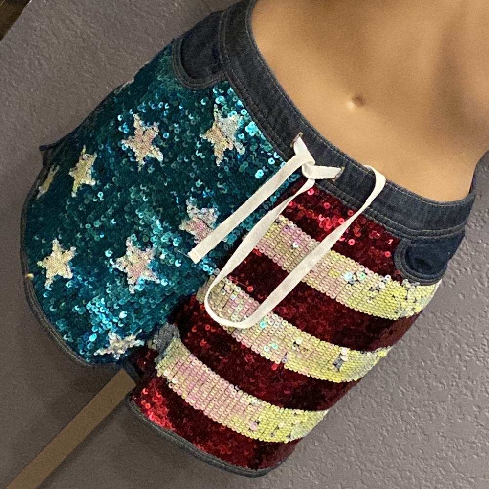 JUICY COUTURE - shorts: American flag sequined denim jeans w adj. tie waist - XL - Picture 16 of 16